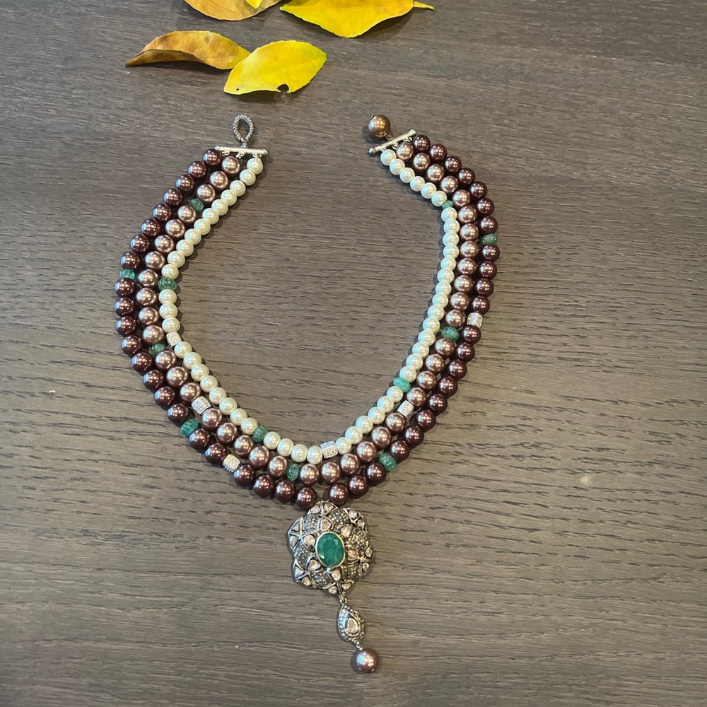 Pearl Necklace with Jade and Diamonds